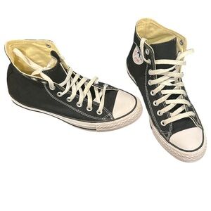 Converse Chuck Taylor Black &  White All Star High-Top Sneakers, Men 7, Wo 9.